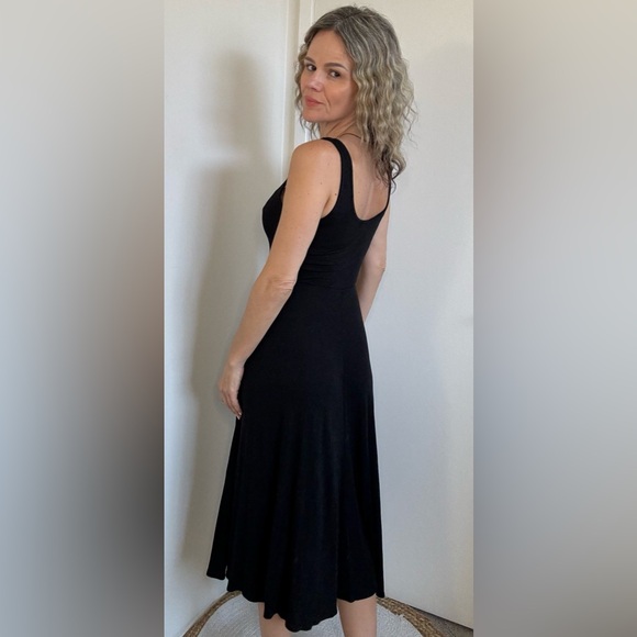 Marine Layer Lexi Rib Fit and Flare Midi Dress in Black - Picture 10 of 11